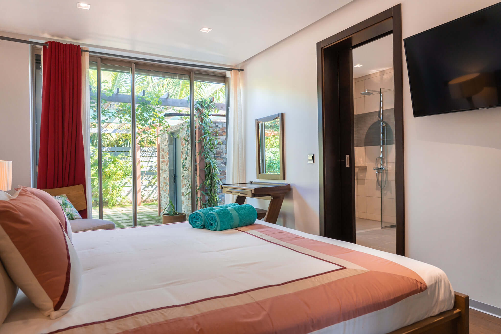 Chambre 3 — King size, intimité préservée